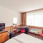 Mercure Friesenstrasse 4*