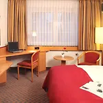 Mercure Friesenstrasse Отель