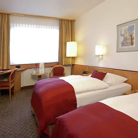 Отель Mercure Friesenstrasse