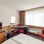 Hotel Mercure Friesenstrasse 4*