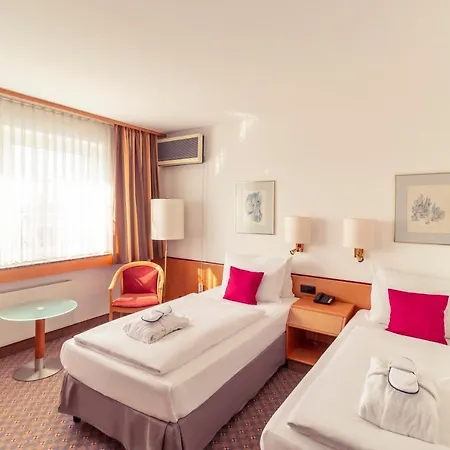 Mercure Friesenstraße 4*