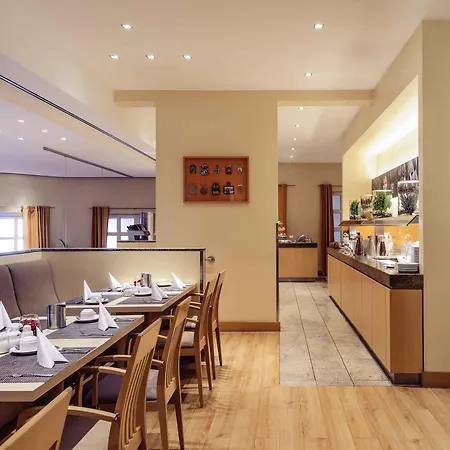 Mercure Friesenstrasse Hotel 4*