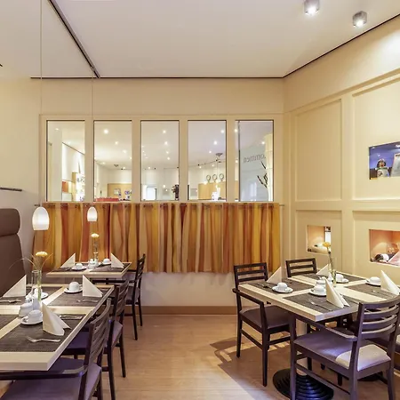 Mercure Friesenstrasse 4* Kolín nad Rýnem