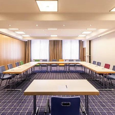 Mercure Friesenstrasse 4*