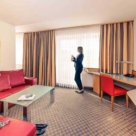 מלון Mercure Friesenstrasse