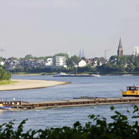 Hotel Mercure Friesenstraße 4*