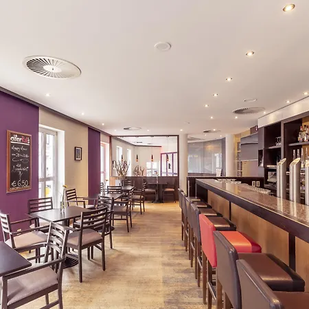 Mercure Friesenstrasse 4* Kolín nad Rýnem