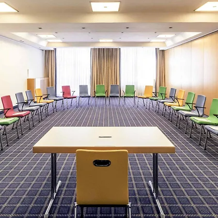 Mercure Friesenstraße Hotel 4*