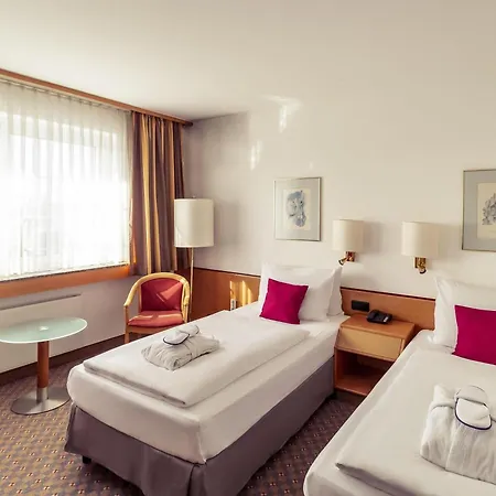Mercure Friesenstrasse Hotel 4*