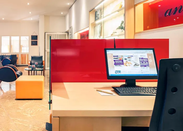 Mercure Friesenstrasse Hotel 4*