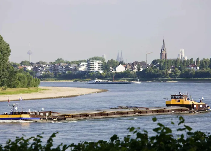 Otel Mercure Friesenstrasse 4*