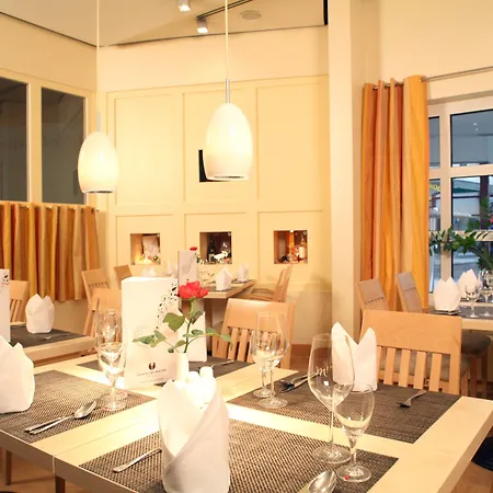 Mercure Friesenstrasse Hotell 4*