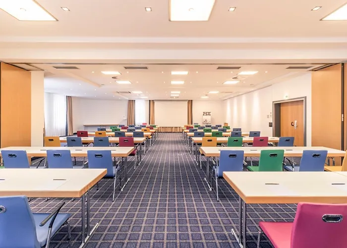 Mercure Friesenstrasse 4* Кёльн