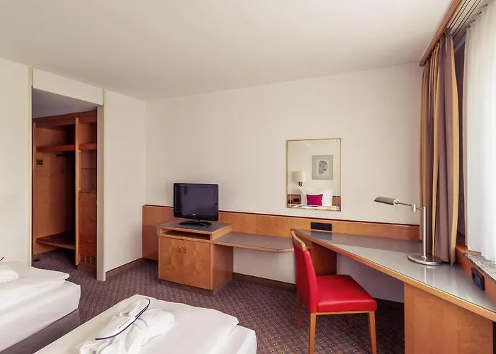 Mercure Friesenstrasse 4*