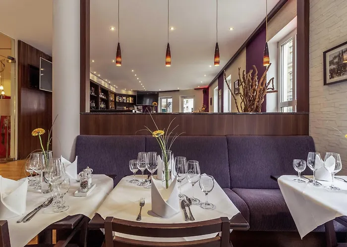 Mercure Friesenstrasse Отель Кёльн