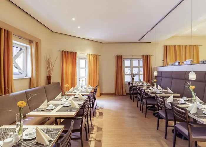 Отель Mercure Friesenstrasse